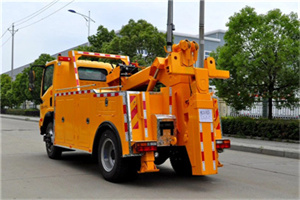 清河门区高速路拖车费